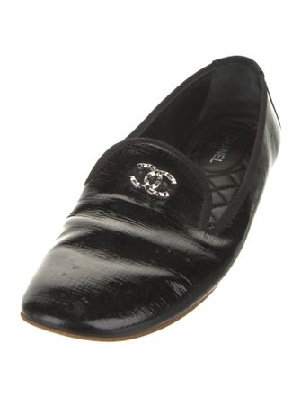 Chanel Interlocking CC Logo Patent Leather Flats