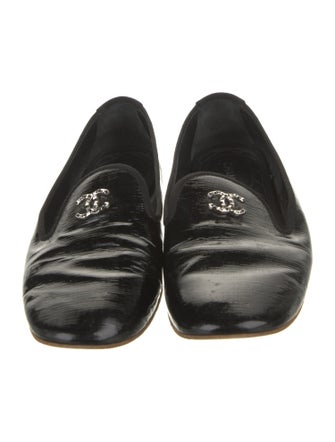 Chanel Interlocking CC Logo Patent Leather Flats