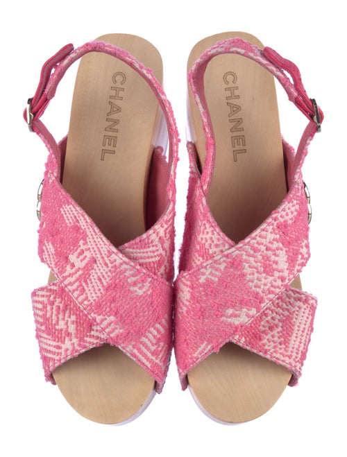 Chanel 2024 Interlocking CC Logo Slingback Sandals