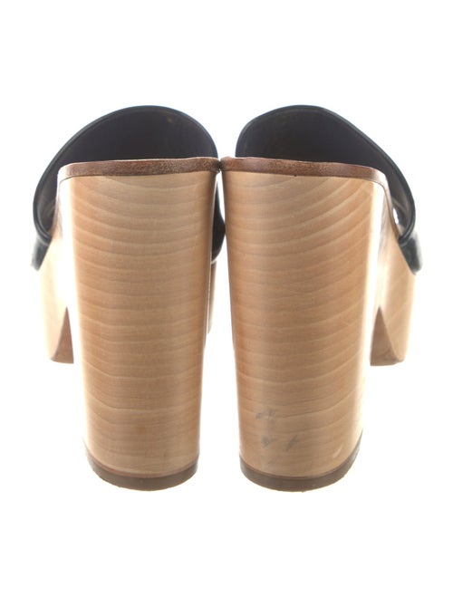 Chanel Interlocking CC Logo Patent Leather Slides