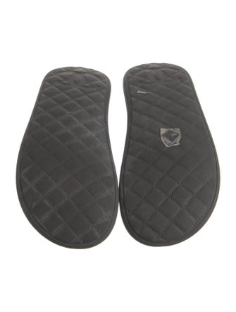 Chanel 2018 Interlocking CC Logo Slides