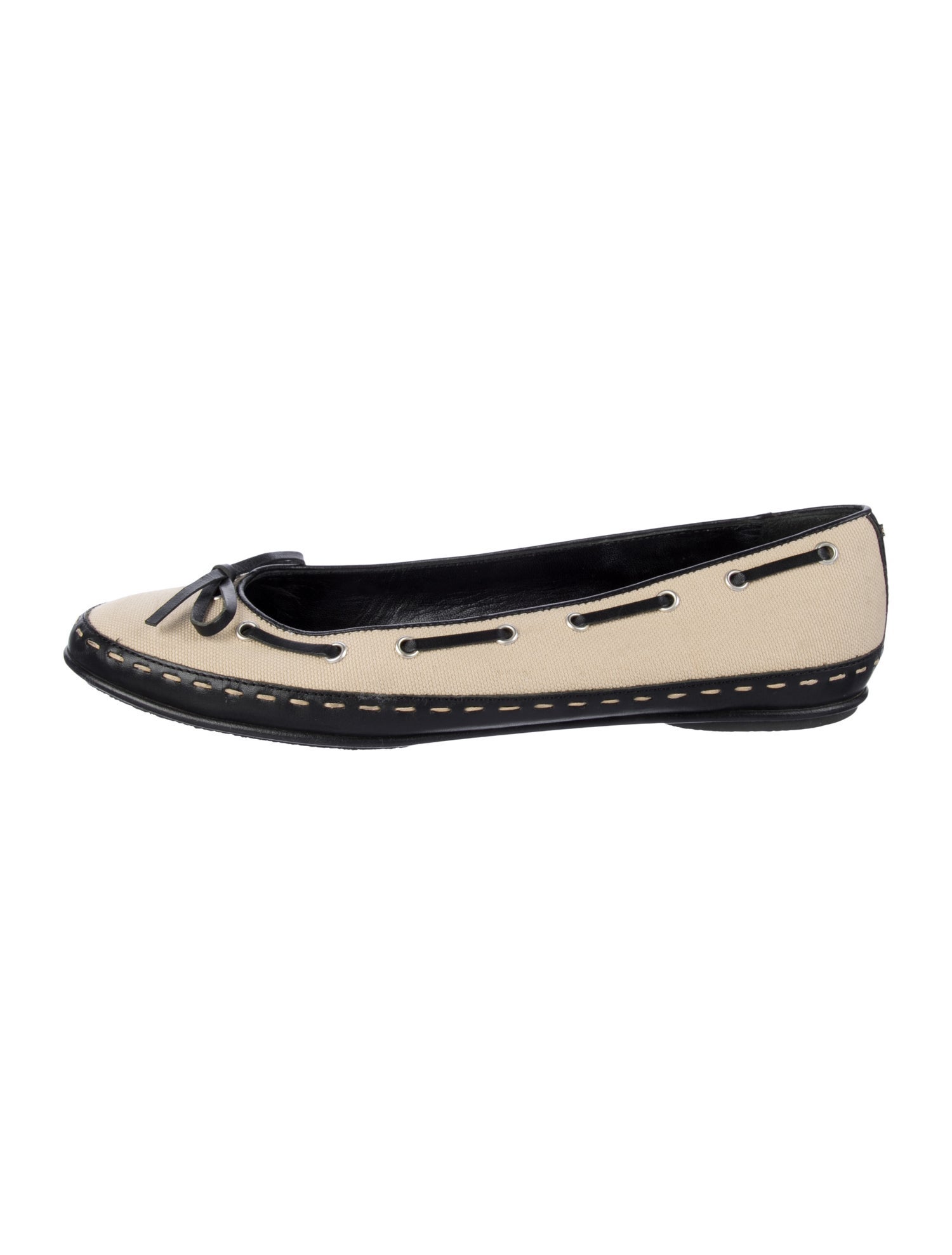 Chanel Vintage Interlocking CC Logo Ballet Flats