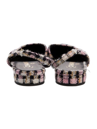 Chanel 2023 Interlocking CC Logo Slingback Flats