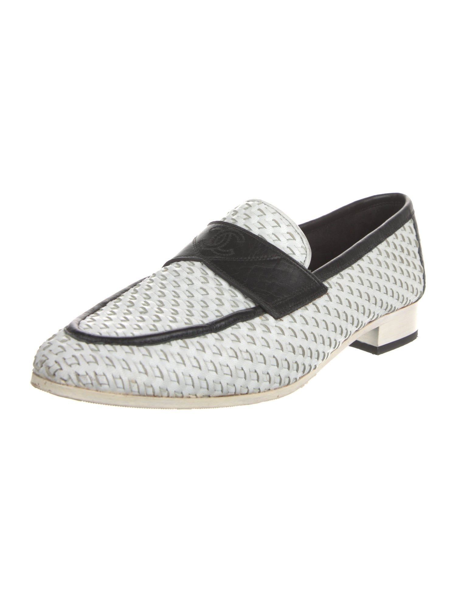 Chanel Interlocking CC Logo Leather Loafers