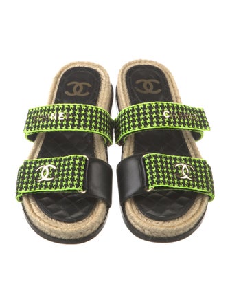 Chanel 2021 Interlocking CC Logo Espadrilles