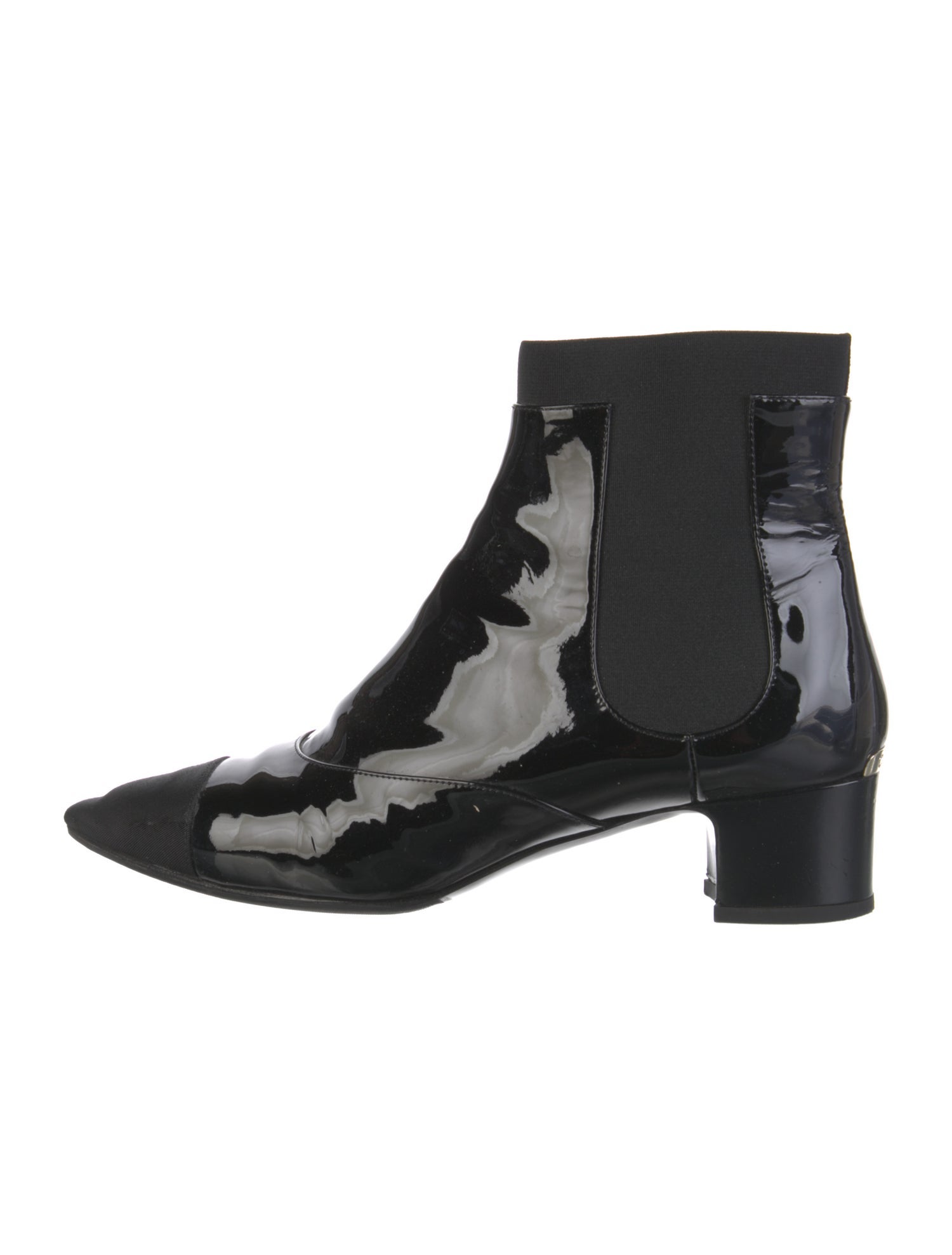 Chanel 2017 Patent Leather Chelsea Boots