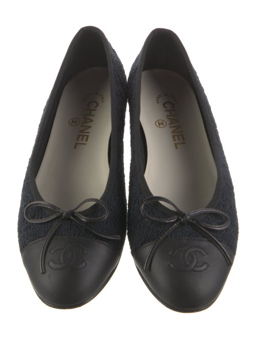 Chanel 2011 Interlocking CC Logo Ballet Flats