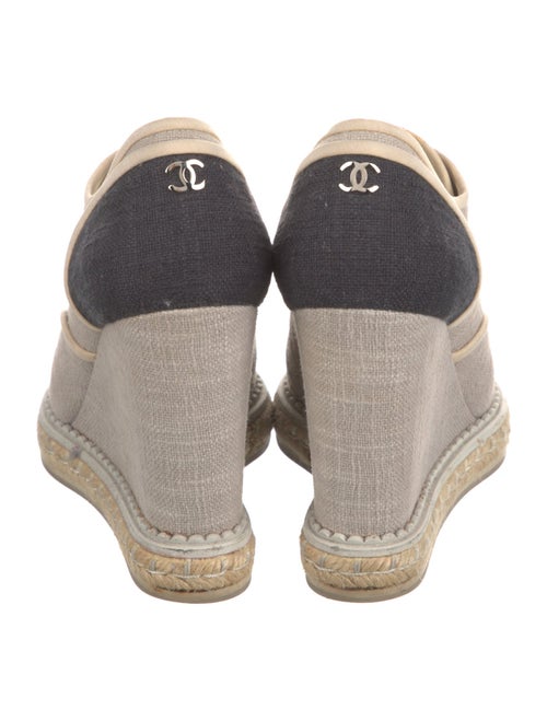 Chanel Interlocking CC Logo Canvas Pumps
