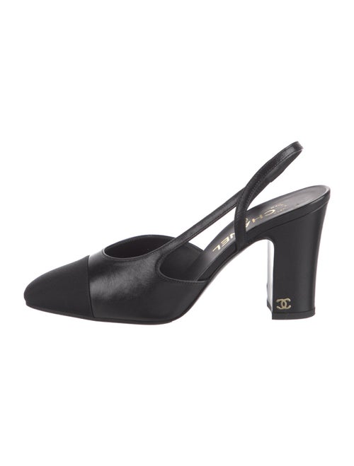 Chanel Interlocking CC Logo Leather Slingback Pumps