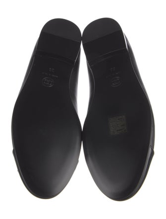 Chanel Interlocking CC Logo Leather Ballet Flats
