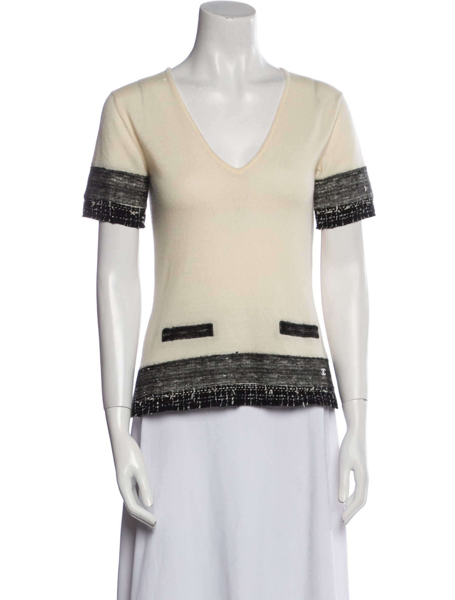 Chanel Vintage 2005 Sweater