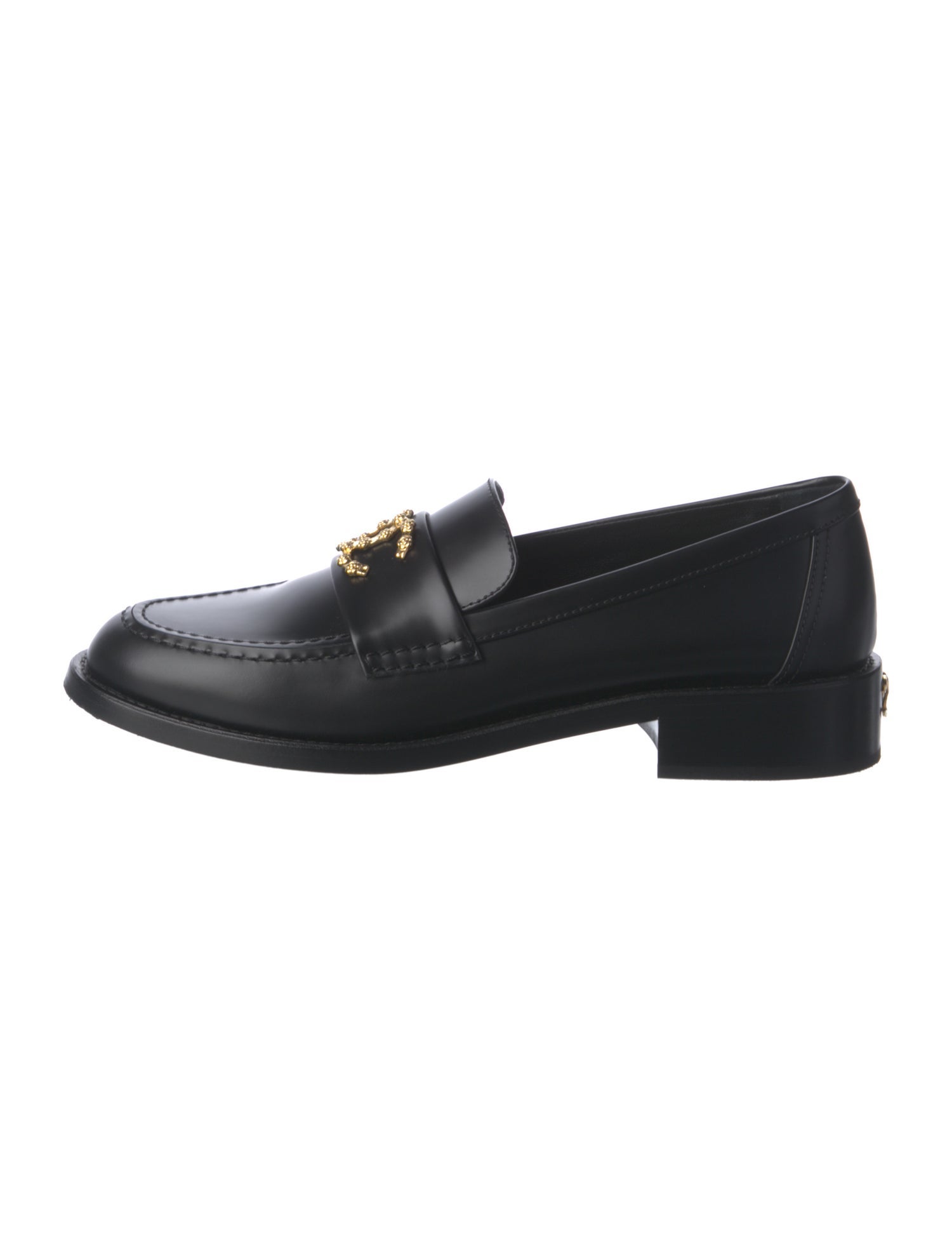 Chanel 2024 Interlocking CC Logo Loafers
