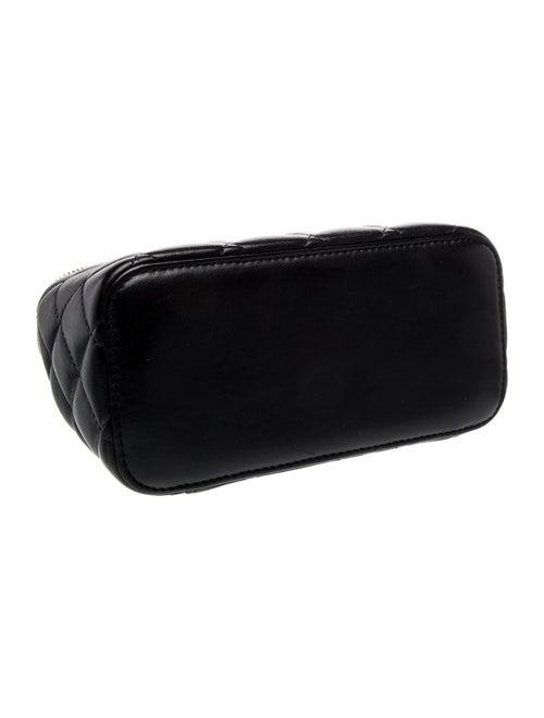 Chanel Pearl Crush Vanity Case