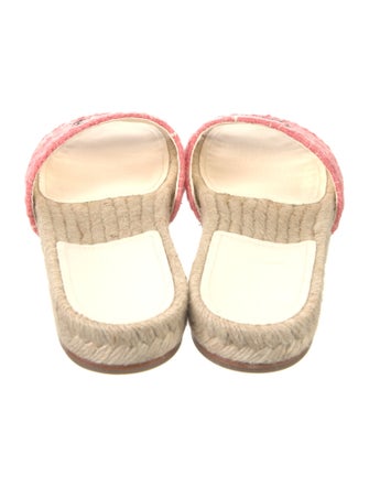 Chanel 2020 Interlocking CC Logo Espadrilles