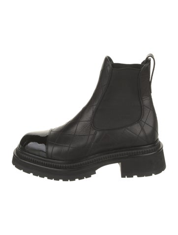Chanel Boots 2023 Quilted Pattern Chelsea Us7, It37 | 7