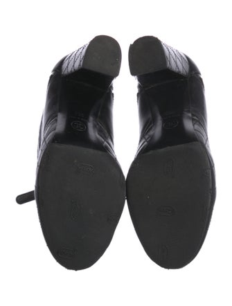 Chanel Interlocking CC Logo Leather Boots