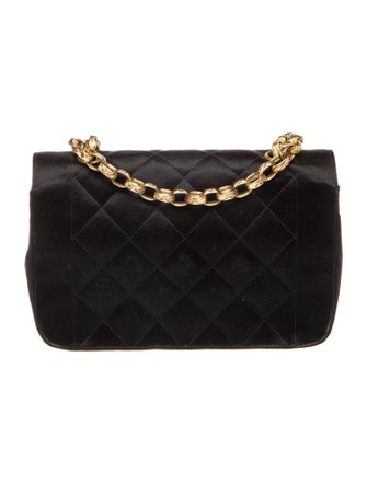 Chanel Small Diana Flap Bag