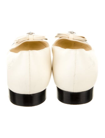 Chanel Interlocking CC Logo Leather Ballet Flats