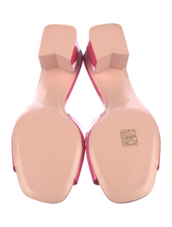 Chanel Interlocking CC Logo Patent Leather Slides