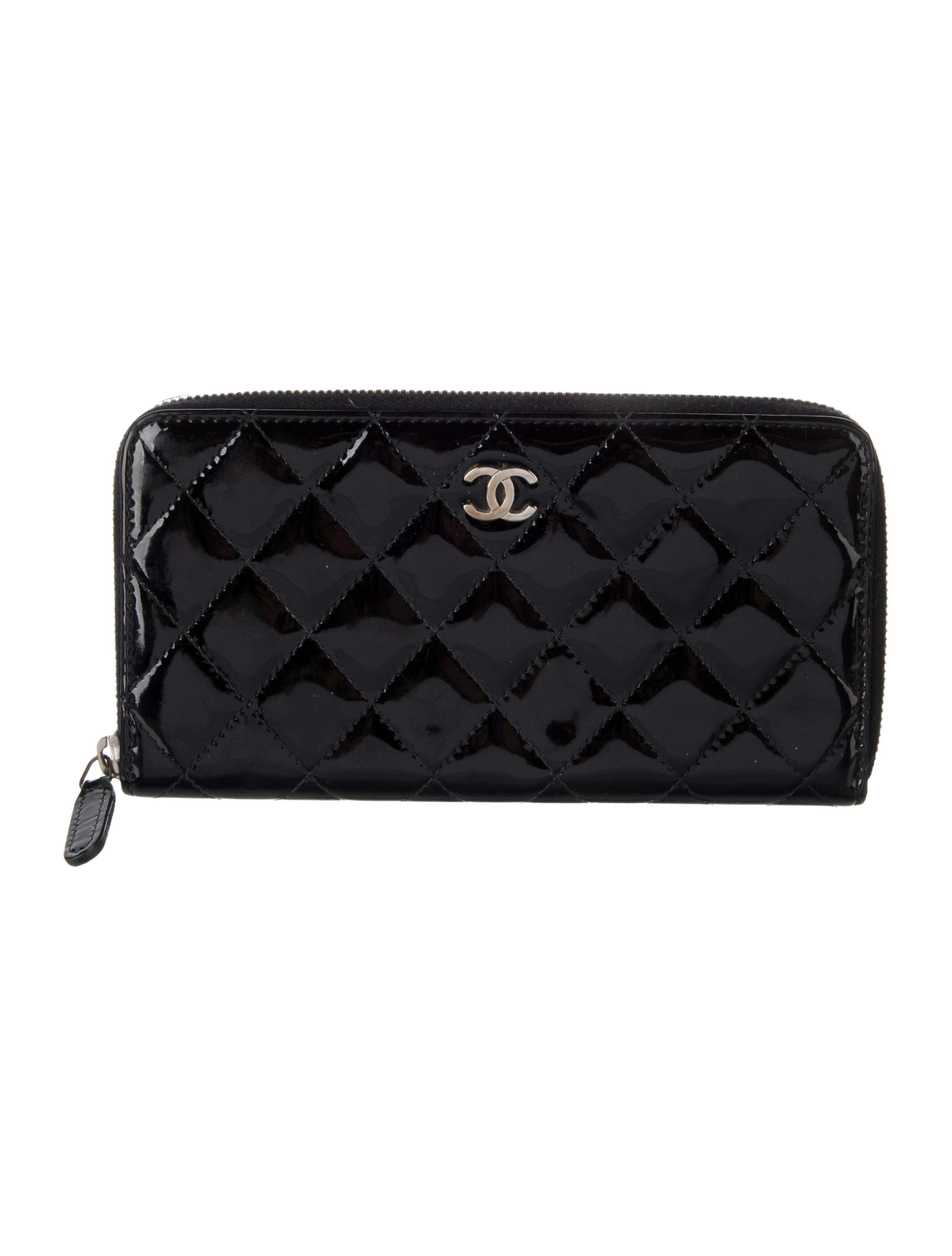 Chanel 2011-2012 Interlocking CC Logo Continental Wallet