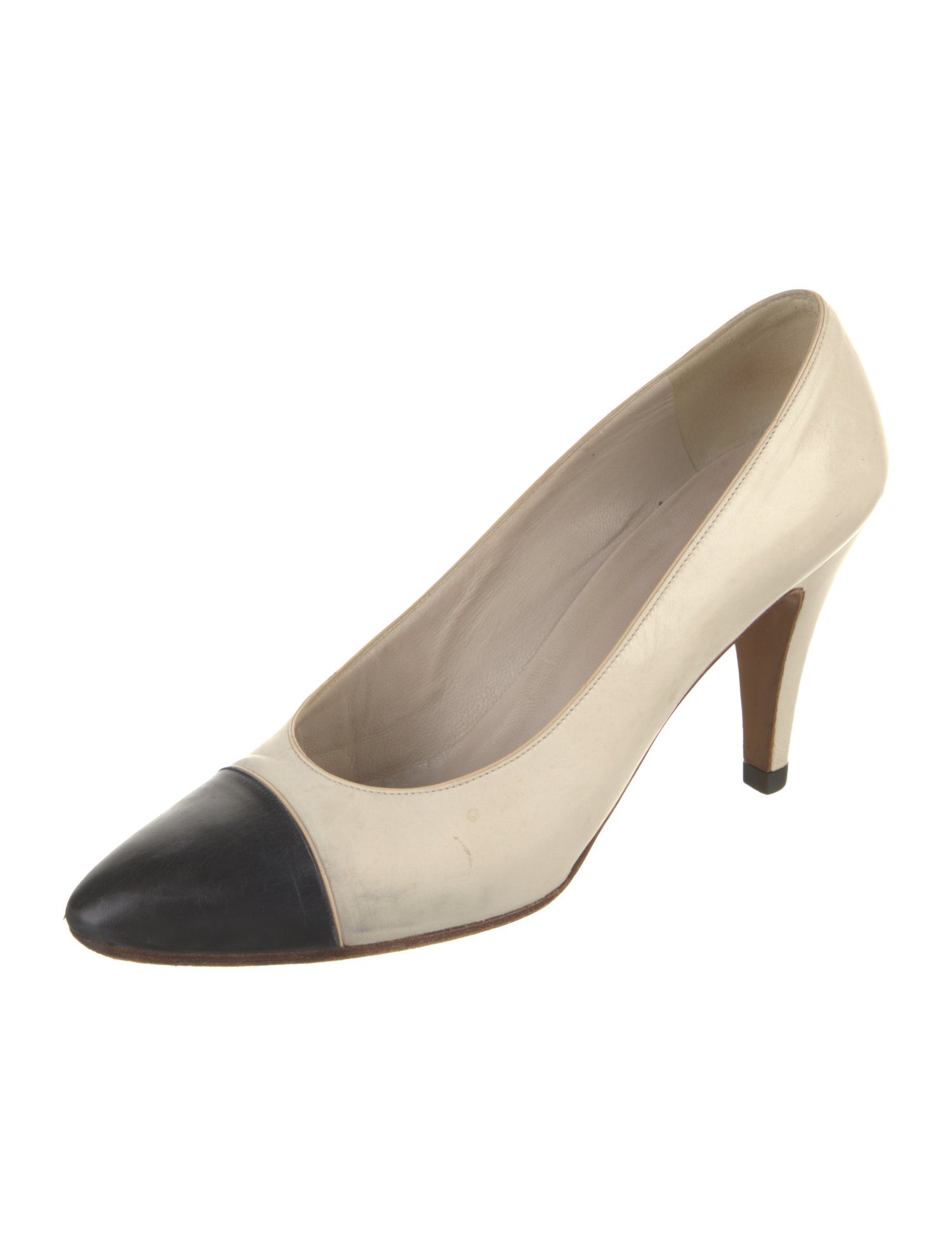 Chanel Vintage Lambskin Pumps