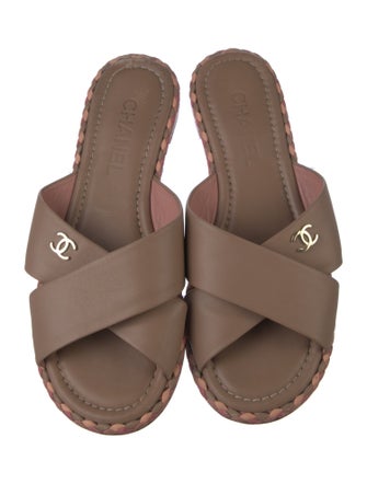 Chanel Interlocking CC Logo Leather Slides