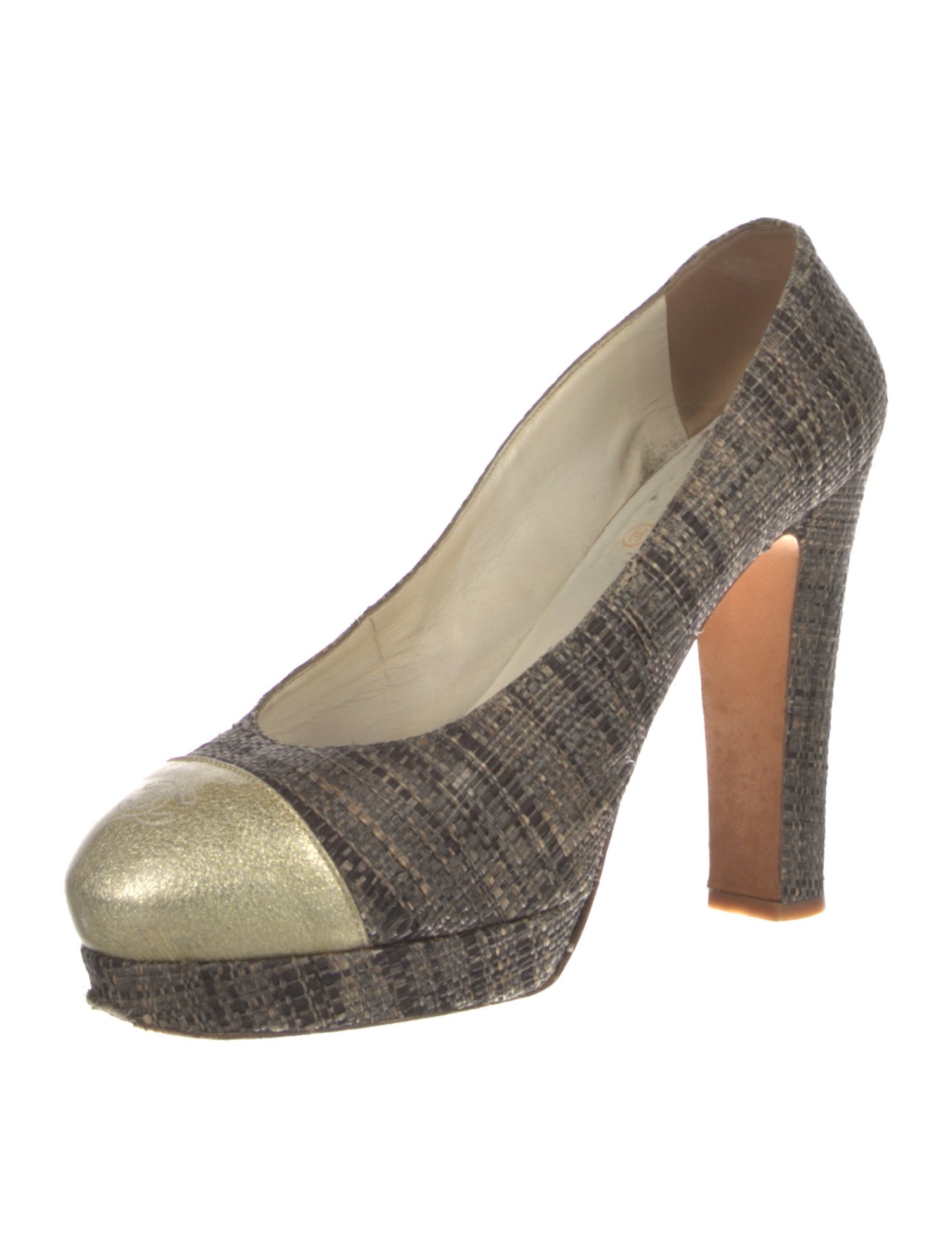 Chanel Interlocking CC Logo Straw Pumps