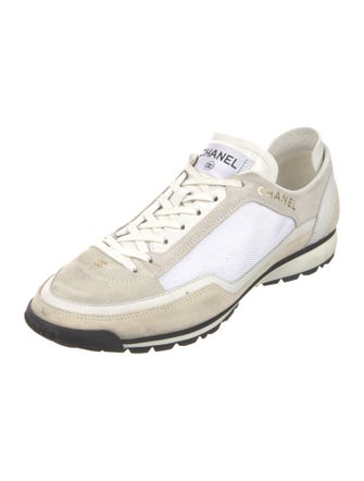 Chanel 2023 Interlocking CC Logo