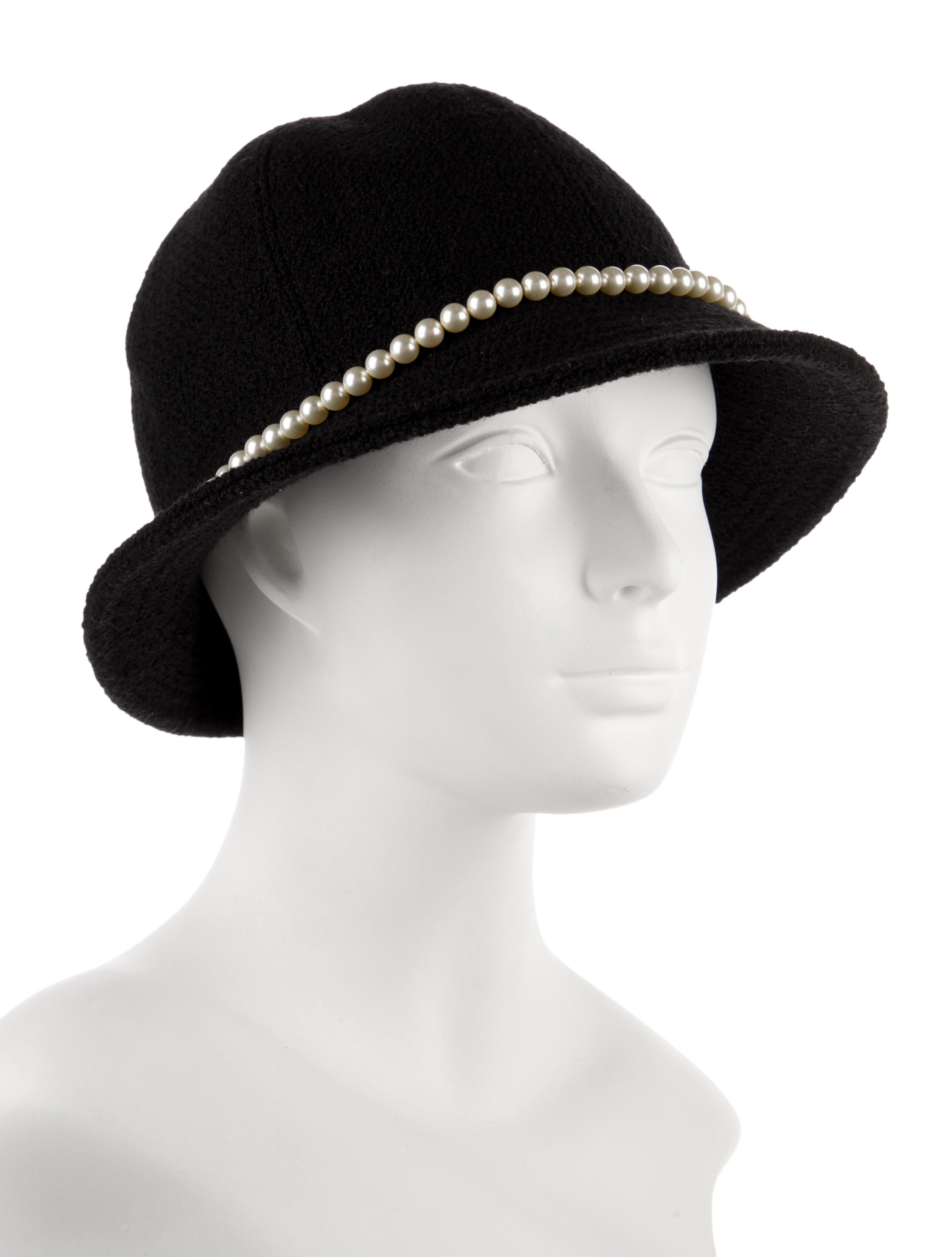 Chanel Vintage Felt Cloche Hat