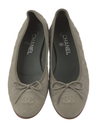 Chanel Interlocking CC Logo Suede Ballet Flats