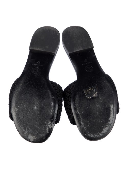 Chanel Interlocking CC Logo Slides