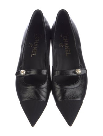 Chanel Interlocking CC Logo Leather Ballet Flats