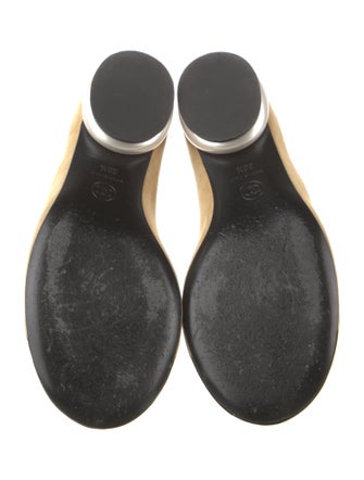 Chanel 2022 Interlocking CC Logo Flats