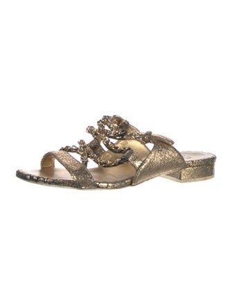 Chanel 2019 Interlocking CC Logo Slides