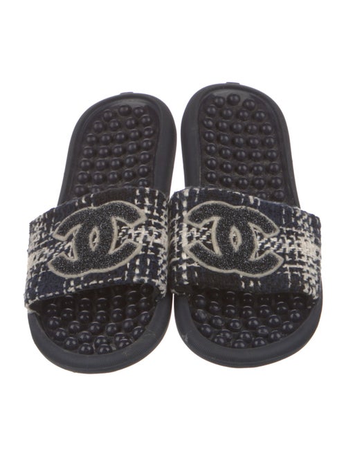 Chanel 2018 Interlocking CC Logo Slides