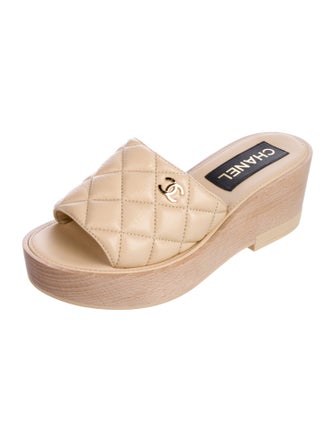 Chanel 2022 Interlocking CC Logo Slides