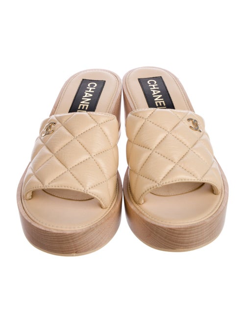 Chanel 2022 Interlocking CC Logo Slides