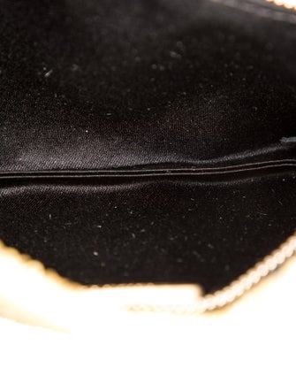 Chanel Paris-Cosmopolite Dare To Disturb Clutch