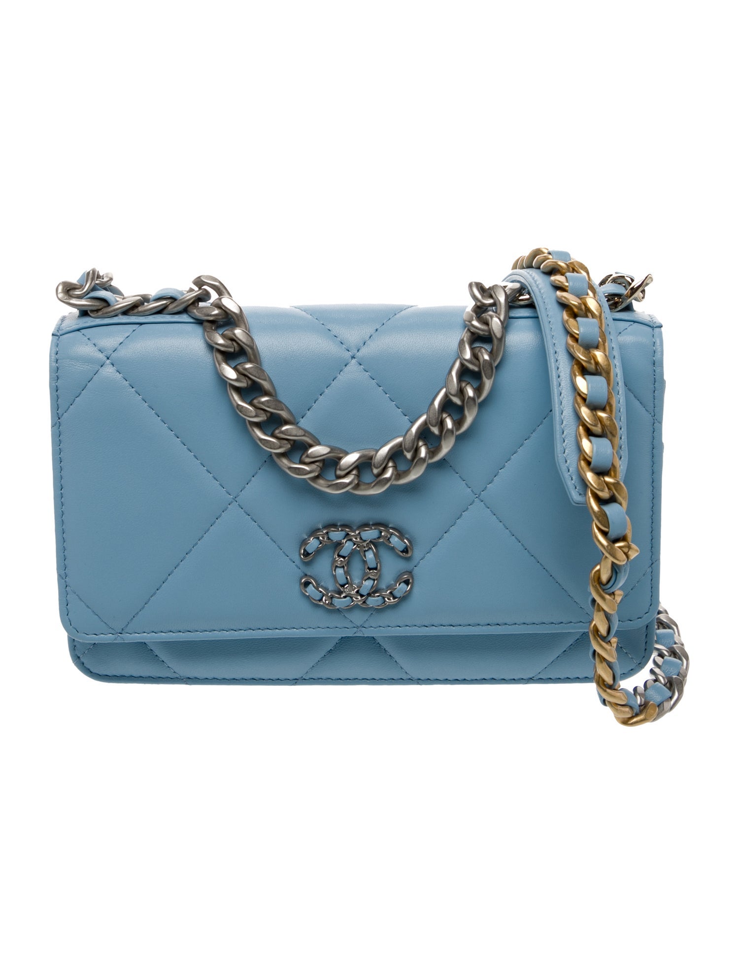 Chanel 19 Wallet On Chain