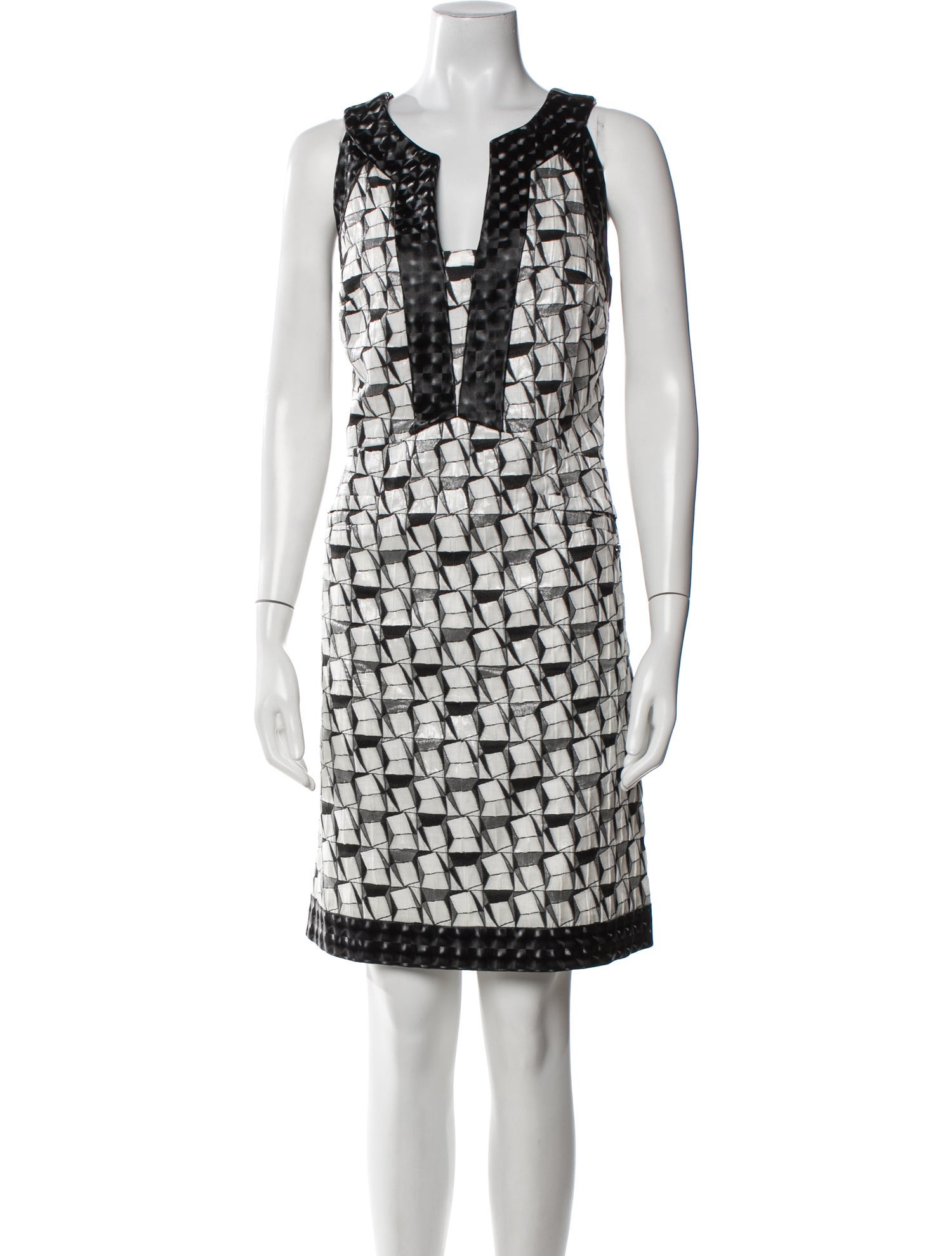 Chanel 2015 Knee-Length Dress