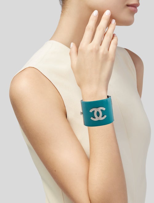 Chanel Resin CC Hinged Bangle