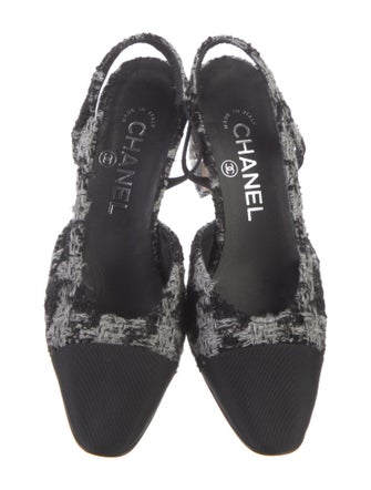 Chanel 2022 Interlocking CC Logo Slingback Pumps