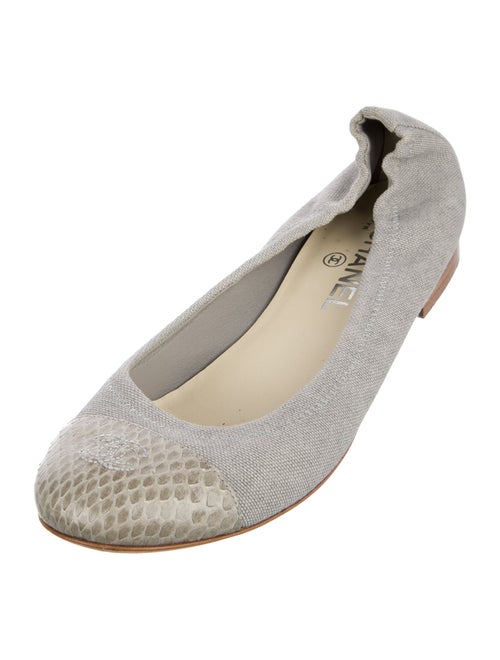 Chanel 2015 Interlocking CC Logo Ballet Flats