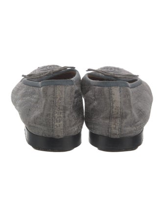 Chanel Interlocking CC Logo Leather Ballet Flats