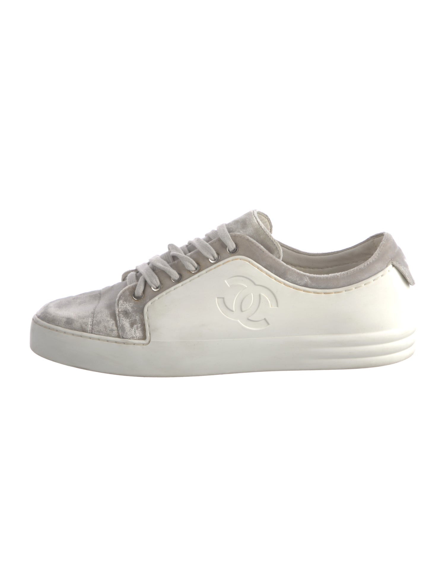 Chanel Interlocking CC Logo Leather Sneakers