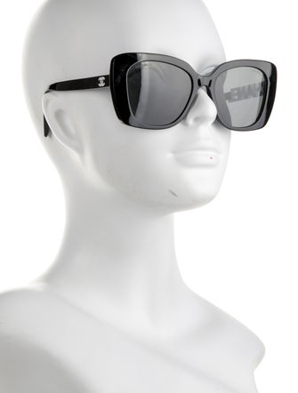 Chanel Interlocking CC Logo Oversize Sunglasses