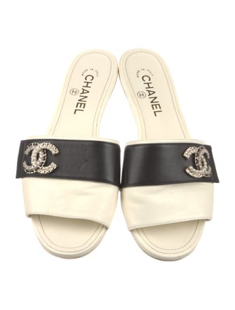 Chanel 2023 Interlocking CC Logo Slides