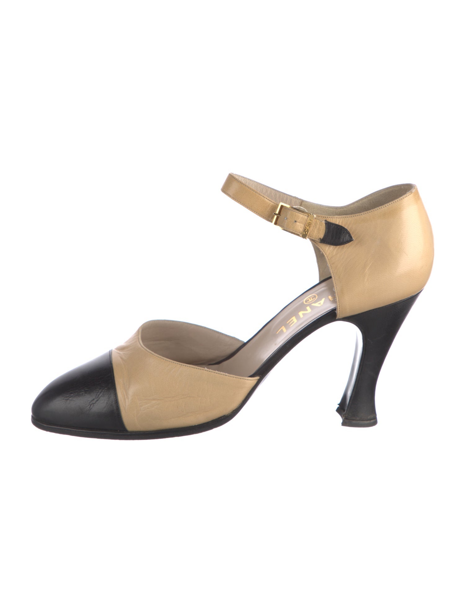 Chanel Interlocking CC Logo Leather D'Orsay Pumps