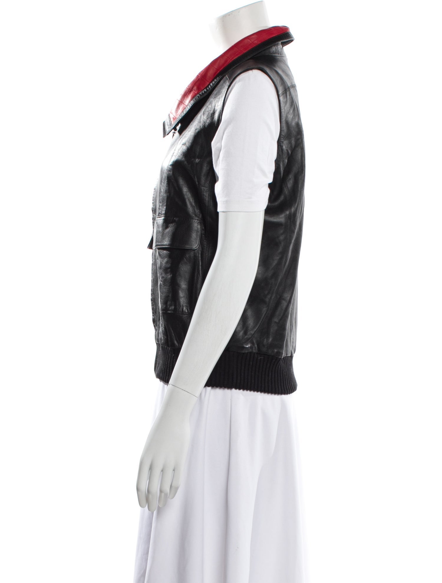 Chanel Vintage 2001 Vest