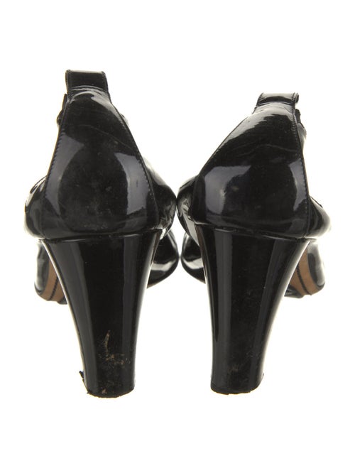 Chanel 2012 Interlocking CC Logo Pumps